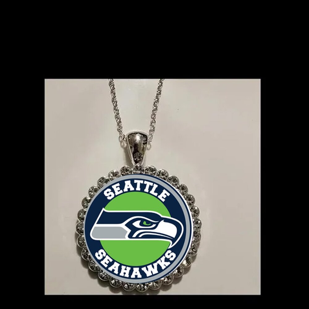 Seattle Seaghawks  925 Silver necklace Rhinestones gift box
